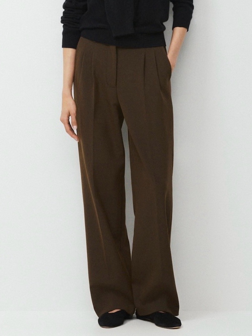 Aritzia Effortless Pant Wide Leg Women's Pants in Dark Brown
